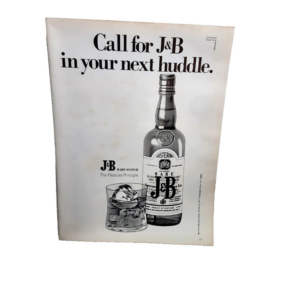 1971 J&B Rare Scotch Football Huddle Vintage Liquor Print Ad Pleasure